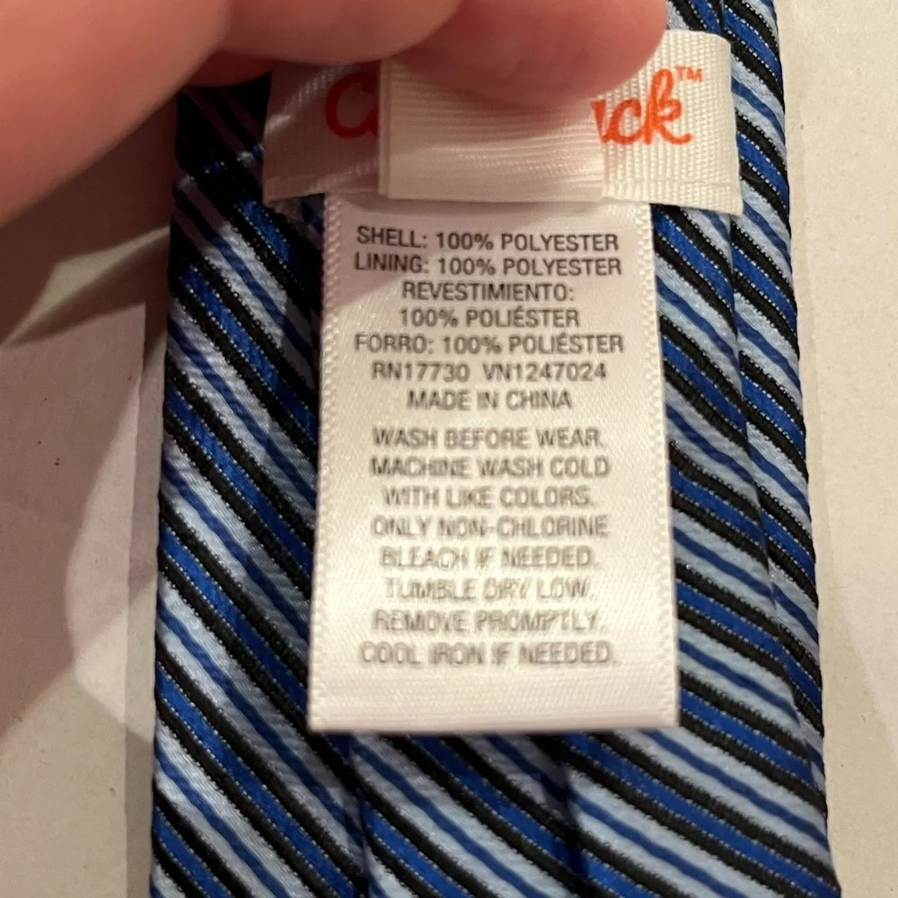 Cat & Jack Boys clip-on tie